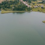 der Oberuckersee, im Hintergrund Fergitz