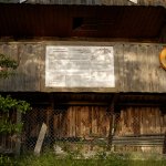 eine Informationstafel auf dem Campingplatz